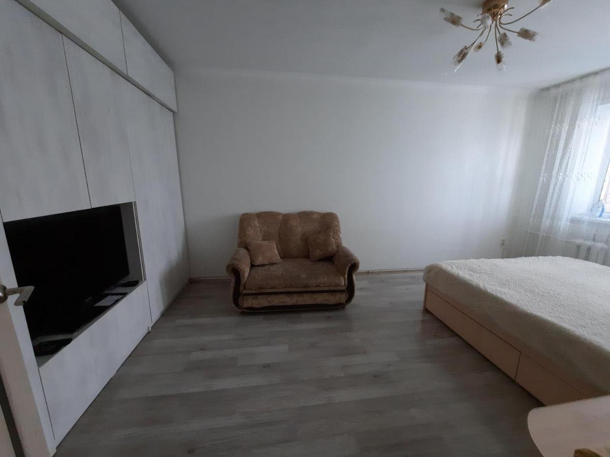 Apartment бектурова 17